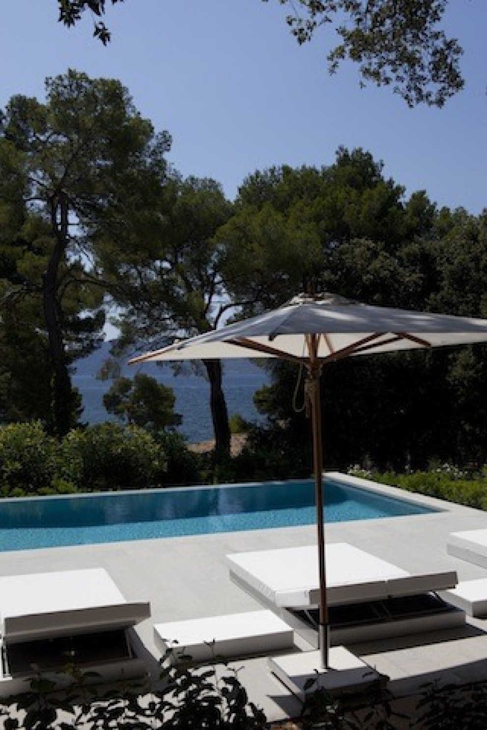 Formentor, Mallorca | Poolside | Interior Designers